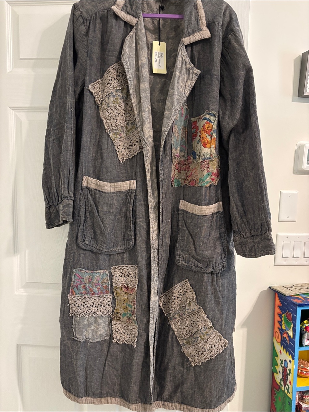 Vintage-Inspired Gray Patchwork Long Coat - Picture 2 of 10